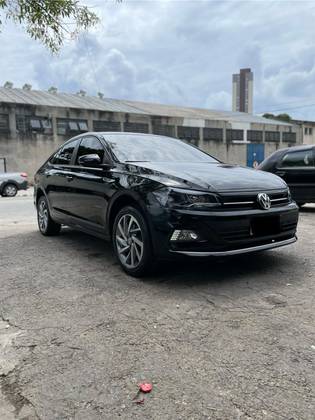 VOLKSWAGEN VIRTUS 1.0 200 TSI HIGHLINE AUTOMÁTICO